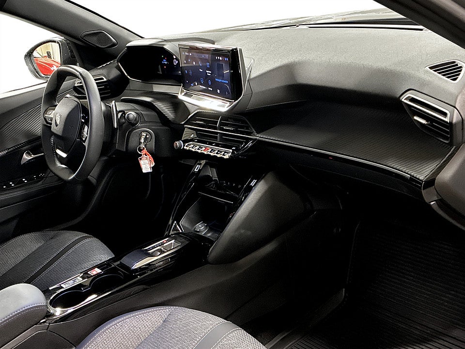 Bild på Peugeot 2008 Allure 1.2 PT 130hk Aut B-KAMERA CARPLAY