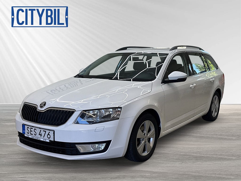 Skoda Octavia Kombi 1.6 TDI 110hk Ambition Kamrem bytt