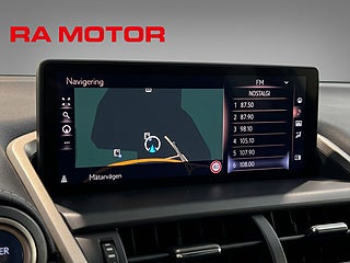 SUV Lexus NX 18 av 27