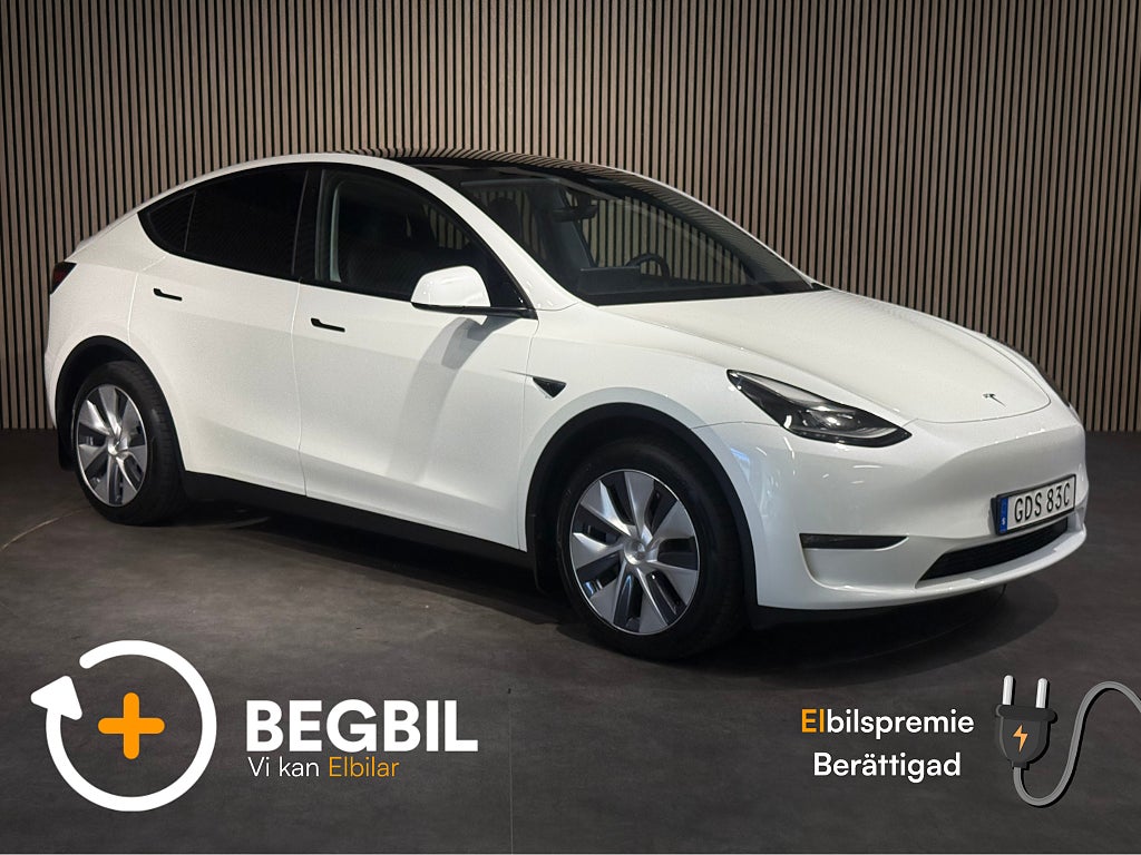 Tesla Model Y Long Range AWD | Panorama | Värmepump | Elbaklucka