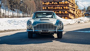 Nu har du möjlighet att införskaffa en Aston Martin DB5 som har tillhört Sean Connery. Foto: Broad Arrow Auctions