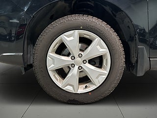 Subaru Forester 2.0 4WD Dragkrok Motorvärmare Kamera Extraljus S/V-hjul – bild 14