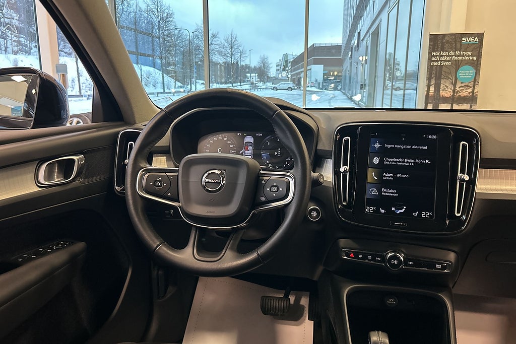 Volvo XC40 D3 Aut Momentum P-Sensorer/Värmare/VoC/Dragkrok