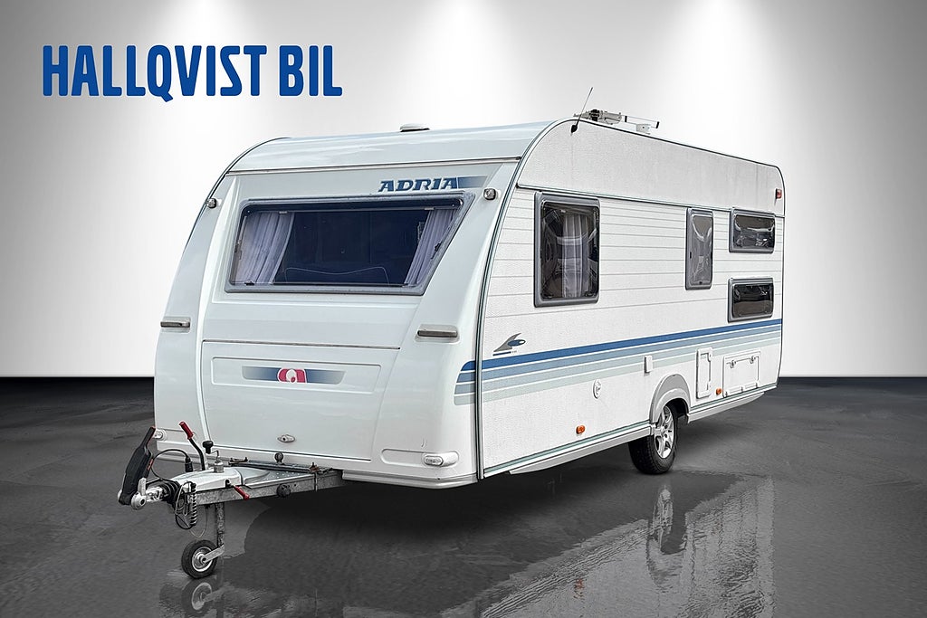 Adria Adora 552 UK Barnkammare