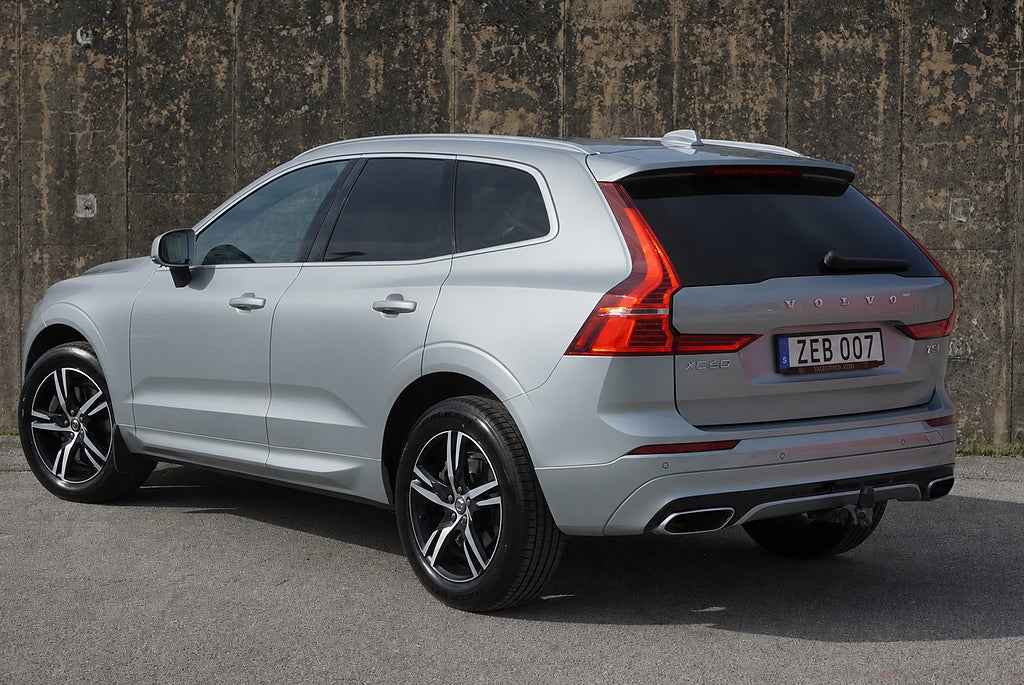 Volvo XC60 T5 250hk R-Design|Drag|Värmare|Keyless|2-Ägare|