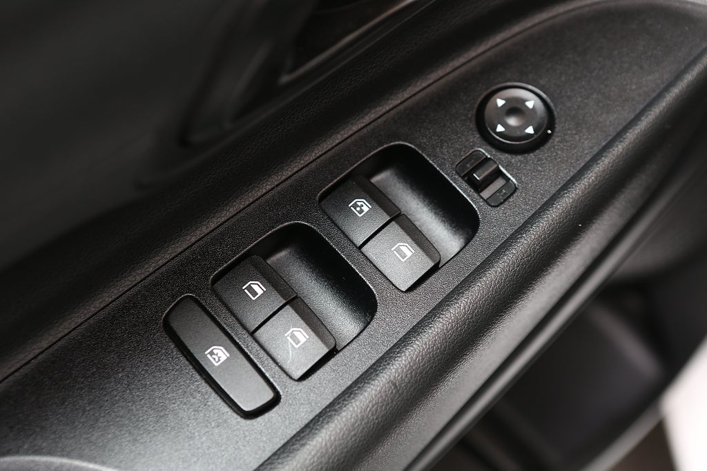 Hyundai i20 1,0 T-GDI 100hk Essential Aut Kamera Motorv