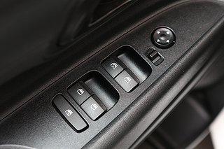 Halvkombi Hyundai i20 10 av 21