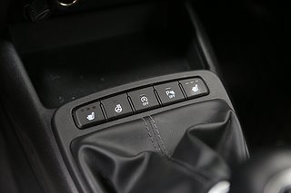 Halvkombi Hyundai i10 19 av 21