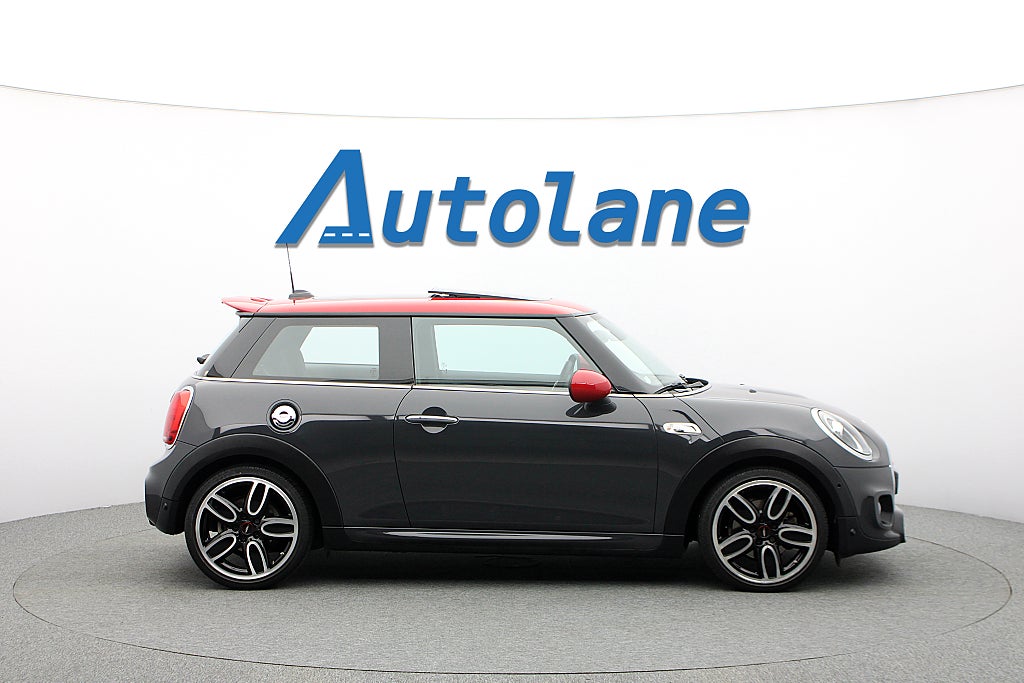 MINI Cooper S John Works, DCT, Panorama, Navigation, CarPlay 192hk