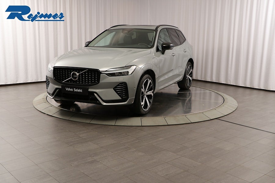 Volvo XC60 T6 Plus Dark Edition