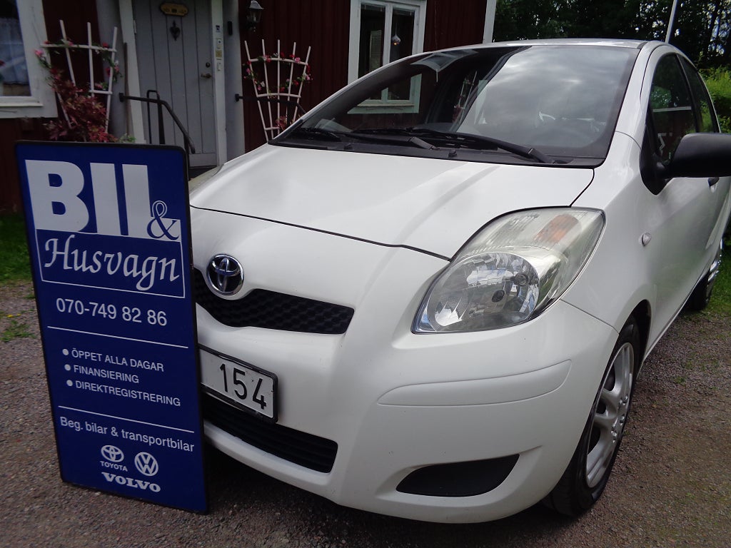 Toyota Yaris 5-D 1.4 D-4D NYBES U.A./NYSERVAD/FÖRBR 0,42/90 HK/6-VXL