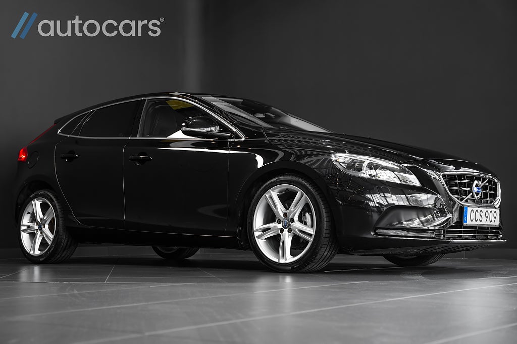 Volvo V40 D2 Momentum Automat | Dieselvärmare| 18"|PDC|Bluetooth 