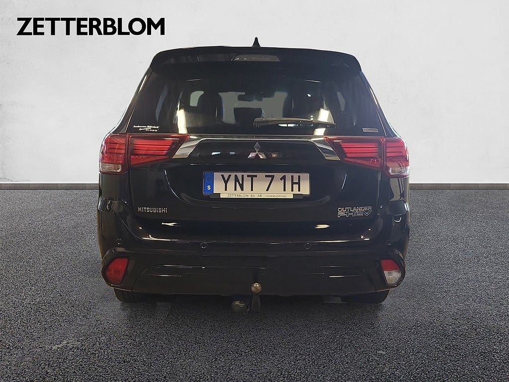 Kombi Mitsubishi Outlander 4 av 12