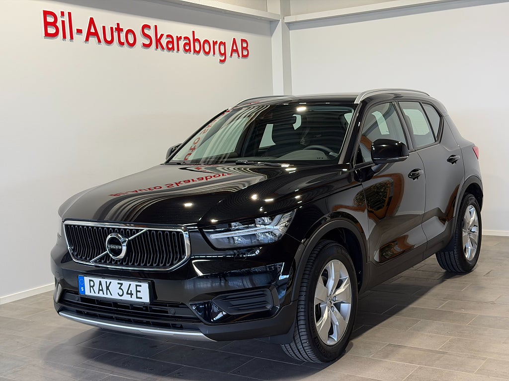 Volvo XC40 T2 Automat Momentum Dragkrok CarPlay VOC