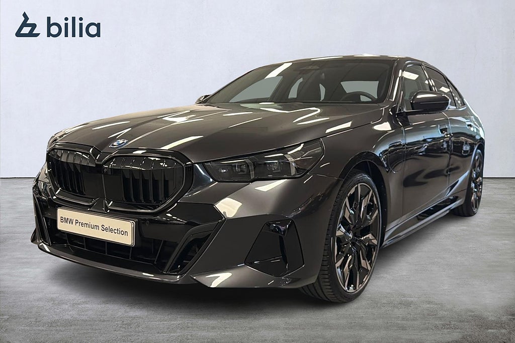 BMW 530e xDrive M-sport Pro | DEMO | Panorama | Elstol | 21"