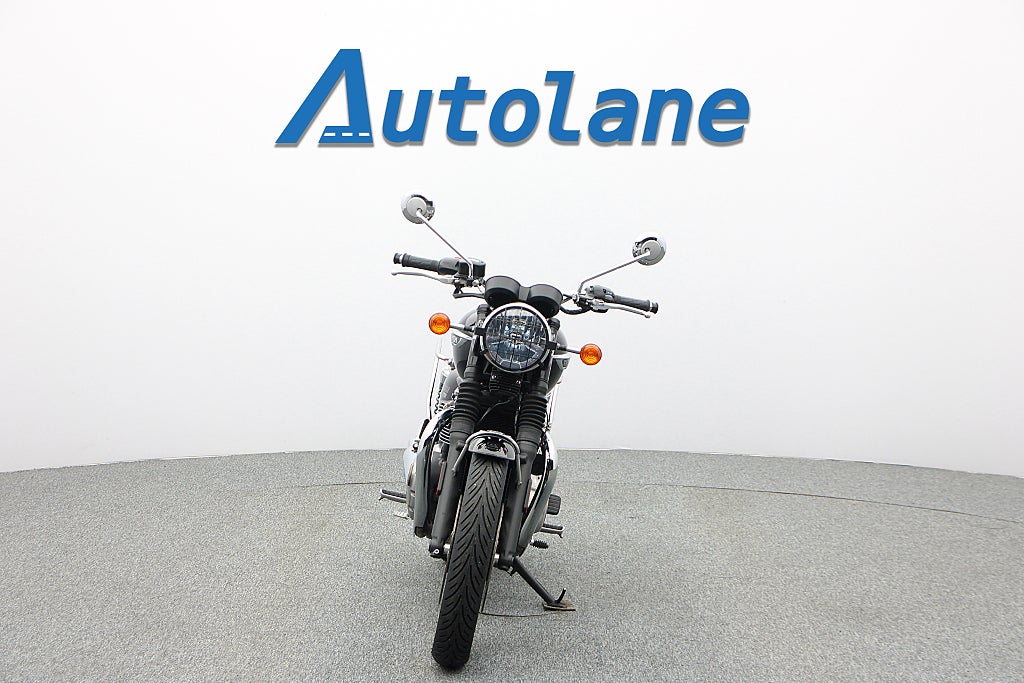 Triumph Bonneville T120*
