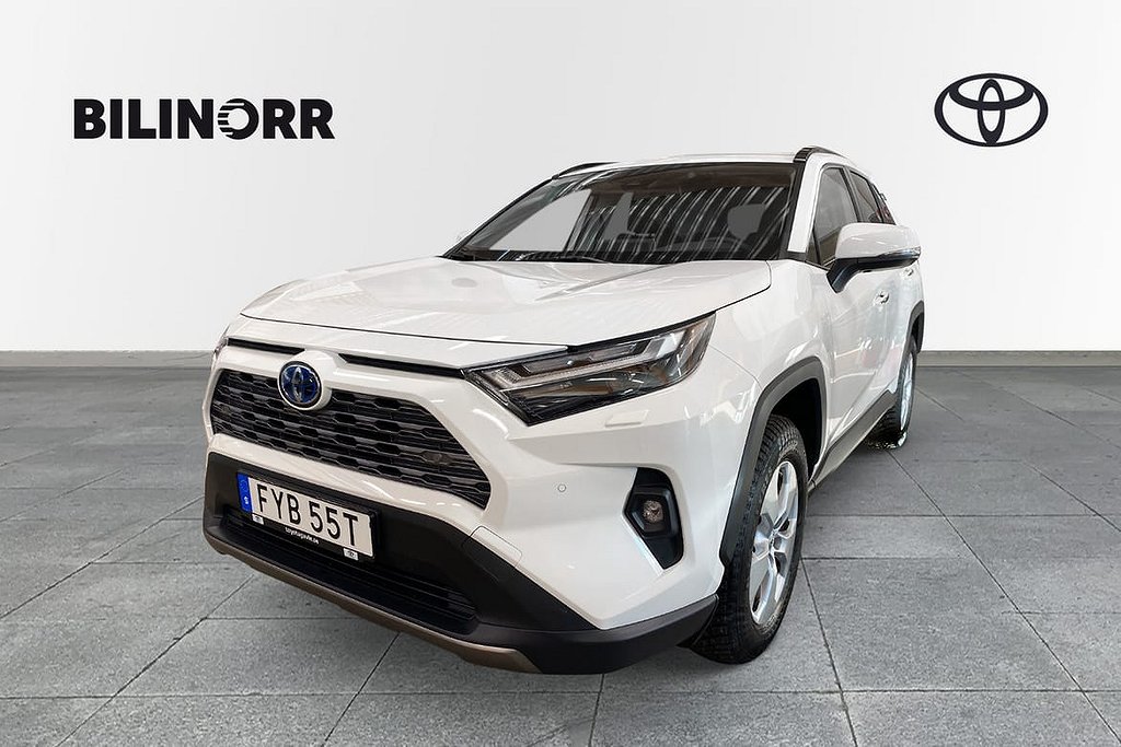 Toyota RAV4 Hybrid AWD-i 2,5 HSD Executive | Vinterhjul | Webasto