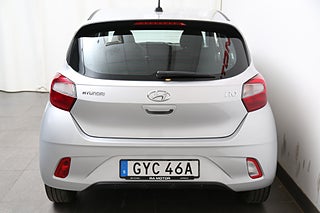 Halvkombi Hyundai i10 7 av 21