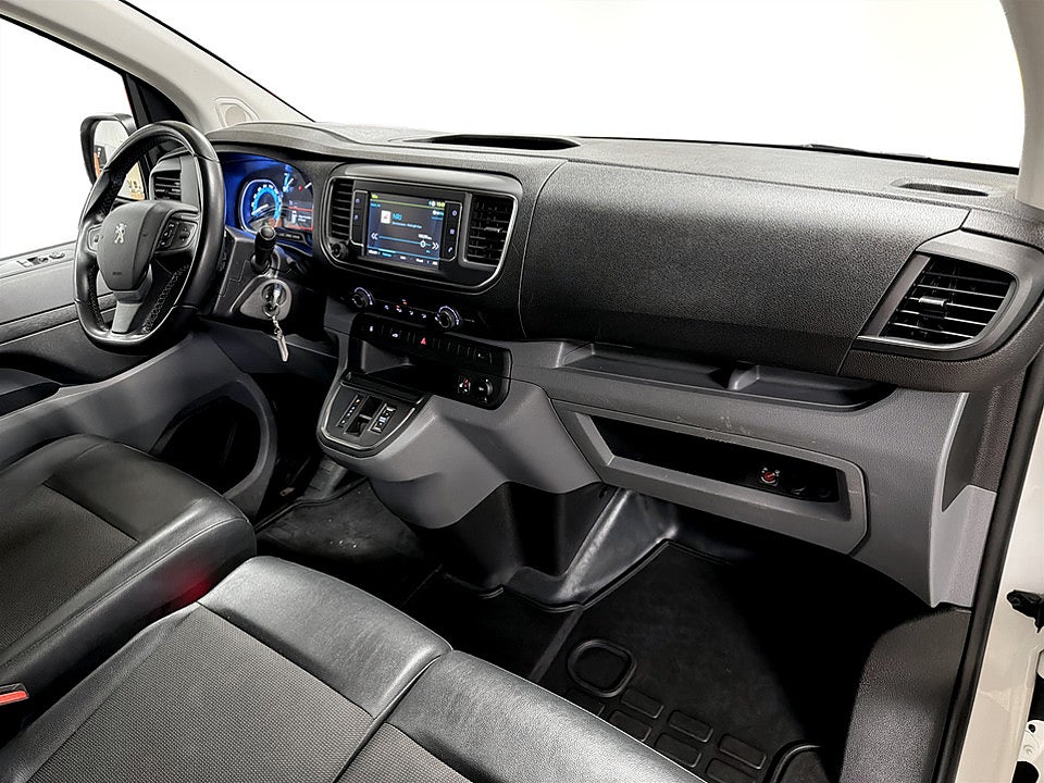 Bild på Peugeot e-Expert PRO 75 kWh 136hk Aut L3 BACKSENSORER