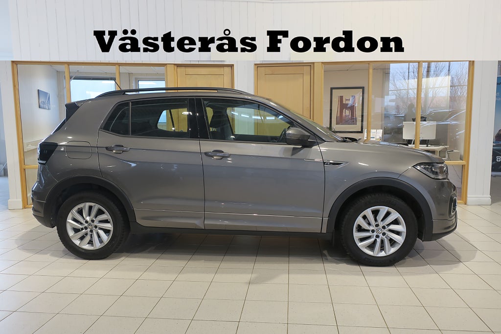 Volkswagen T-CROSS 1.0 TSI R-Line Executive 1 Ägare LED P-Sensorer Keyless