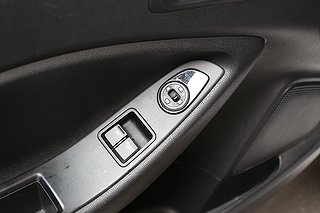 Halvkombi Hyundai i20 10 av 20