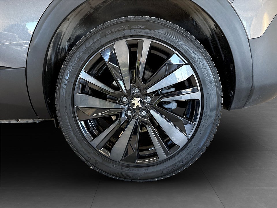 Bild på Peugeot 5008 GT Black Pack 1.2 PT 130hk Aut 7-SITS B-KAMERA