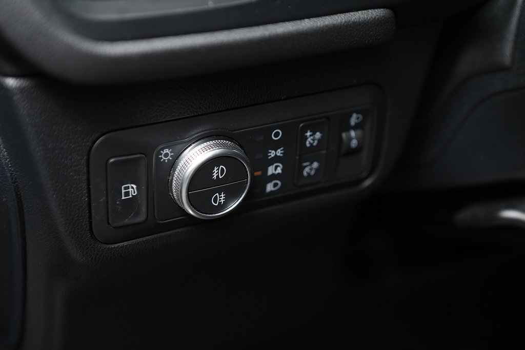 Ford Kuga Plug-In Hybrid E-CVT ST-Line Navi Drag Leasbar 2021