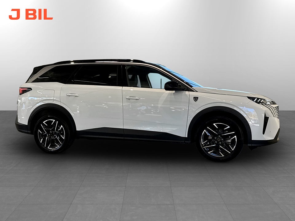 Bild på Peugeot 5008 GT Hybrid 145hk Aut 7-SITS B-KAMERA CARPLAY