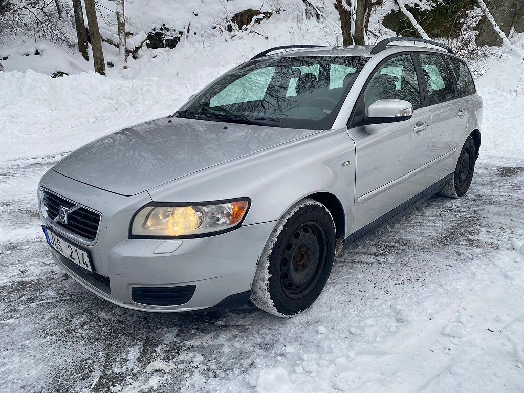 Volvo V50 1.6 D Kinetic Nyservad 