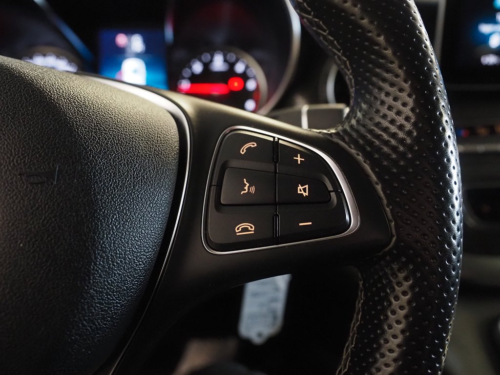 Mercedes-Benz V 300d 9G-Tronic Avantgarde Drag Kamera Moms 2020