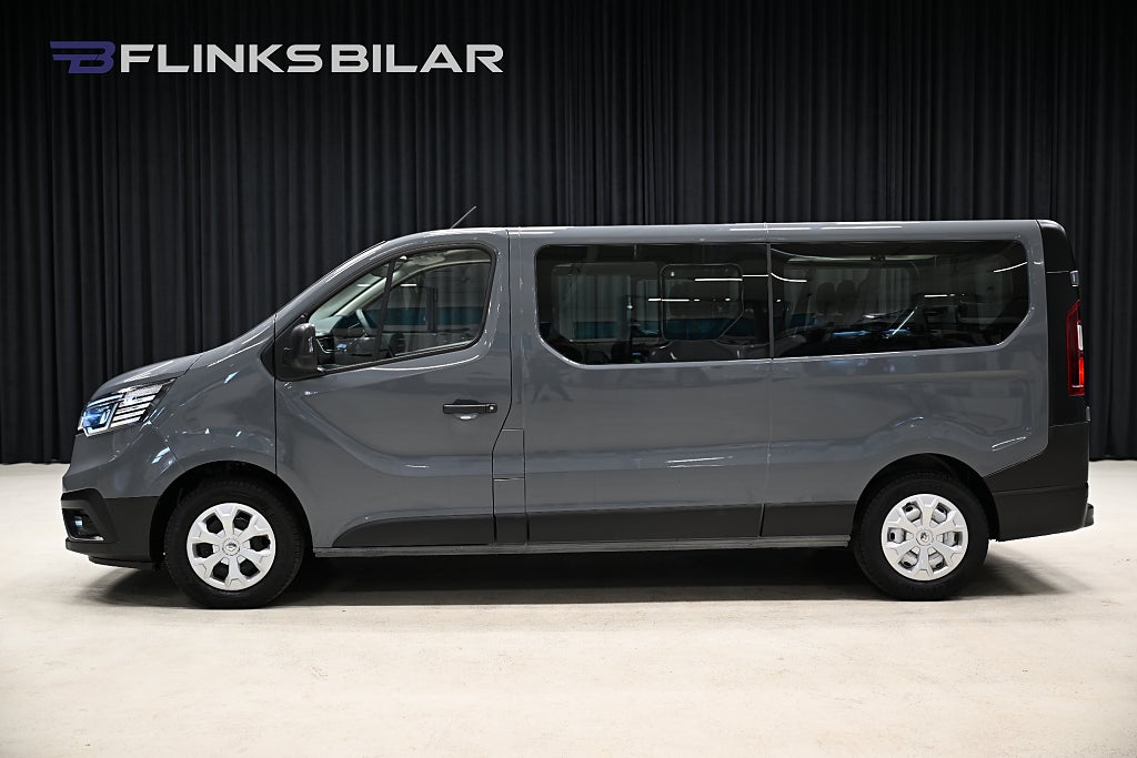 Renault Trafic Passenger dCi 150HK L2 9-Sits|Dragkrok|Lågmil|Leasbar