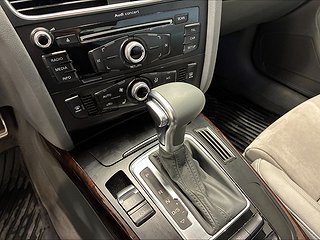Audi A4 1.8 TFSI S Line/P-sens/Låg skatt/Kamkedja/Alcantara