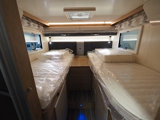 Husbil-halvintegrerad Ci Elliot 87 XT GO 15 av 22