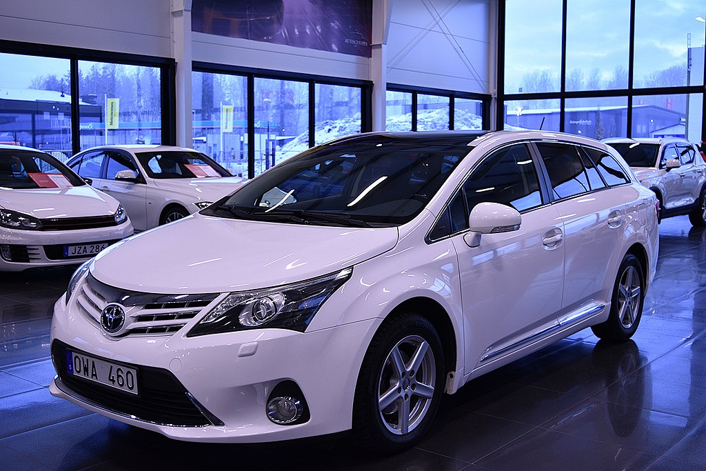 Toyota Avensis Kombi 2.0 Multidrive S Executive,Premium|Pano