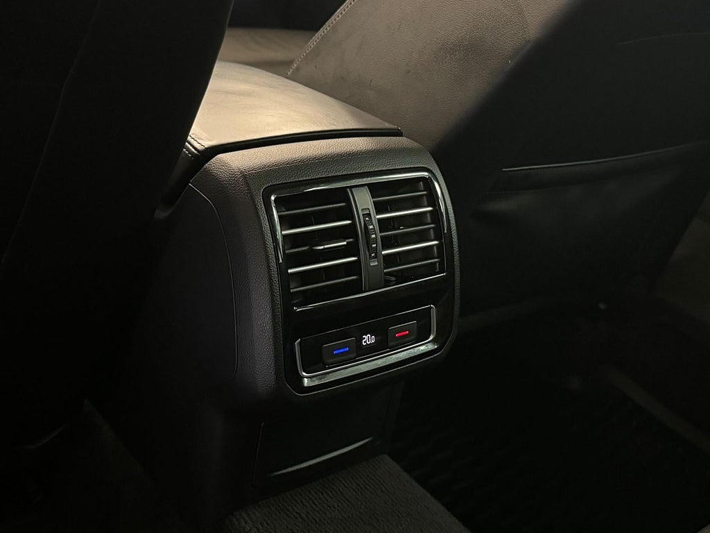 Volkswagen Passat 2016 - miniatyr 16