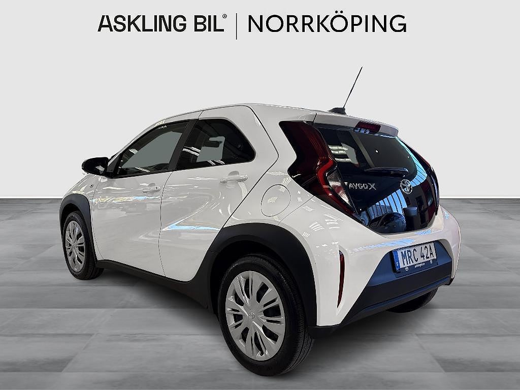Toyota Aygo 2022 - miniatyr 2