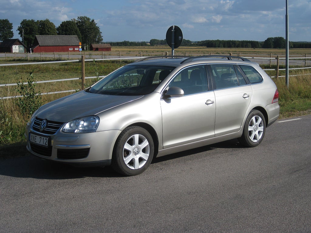 Volkswagen Golf Variant 1.9 TDI Euro 4 AUT nyserv med kamrem nybes