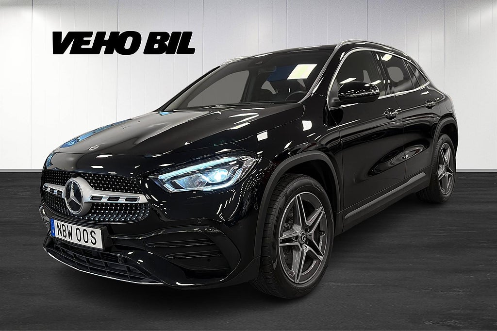 Mercedes-Benz GLA 250 e 8G-DCT AMG Line Kamera Värmare Keyless Navi