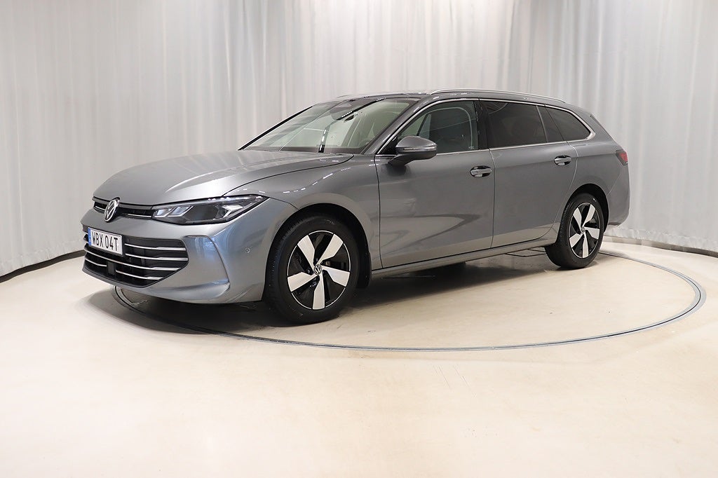 Volkswagen Passat 1.5 eTSI 150hk Aut Drag Värmare Kamera Nav 2025
