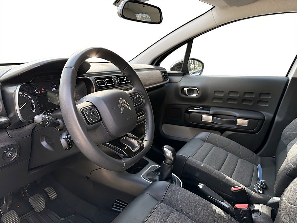 Bild på Citroën C3 Shine 1.2 PT 83hk BACKSENSORER