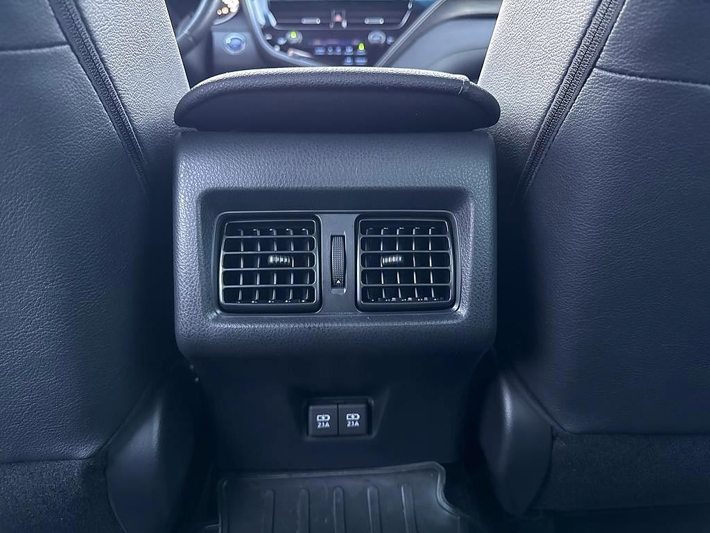 Toyota Camry 2022 - miniatyr 12