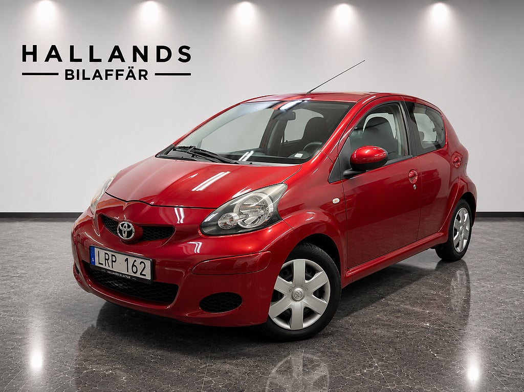 Toyota Aygo 5-dörrar 1.0 VVT-i  / Automat / Nyservad / 1Ägare 