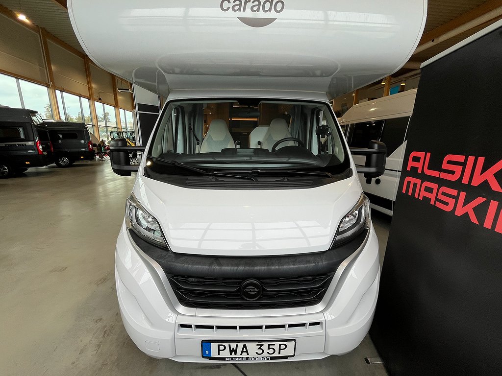 Carado A 464 / B-kort / 6 bältade / 6 Sovplatser / 845 Mil - Carado
