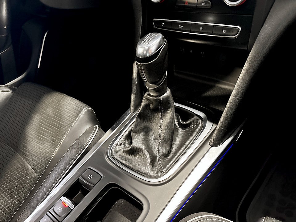 Bild på Renault Mégane Sport Tourer 1.2 TCe 132hk BOSE BACKSENSORER 