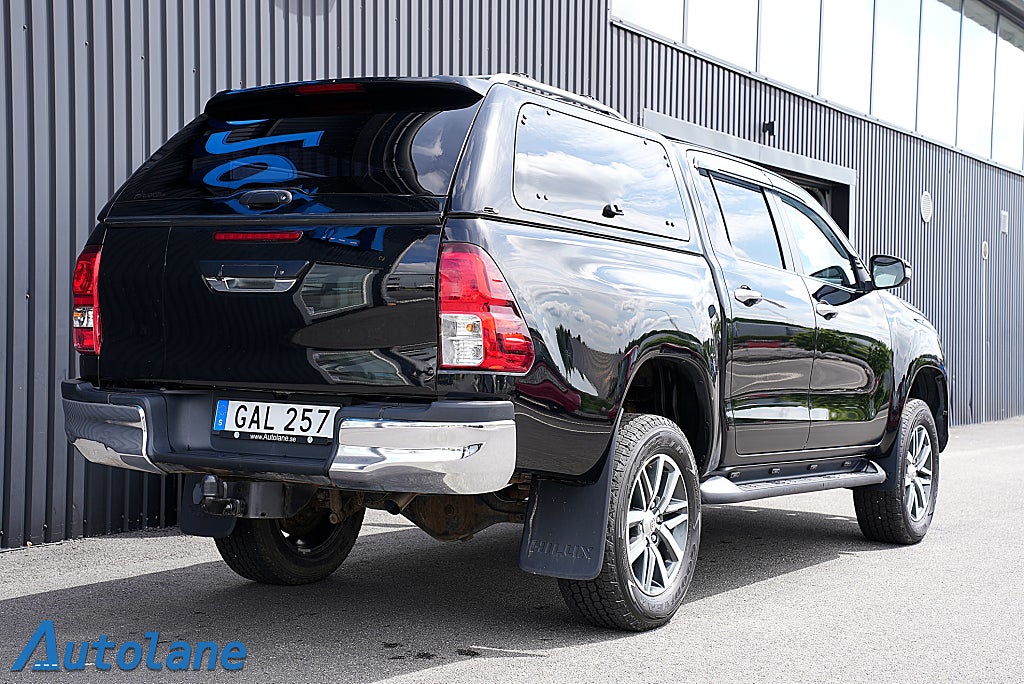 Toyota Hilux Dubbelhytt 2.4 AWD Dragkrok,CarPlay,Kamera 150hk