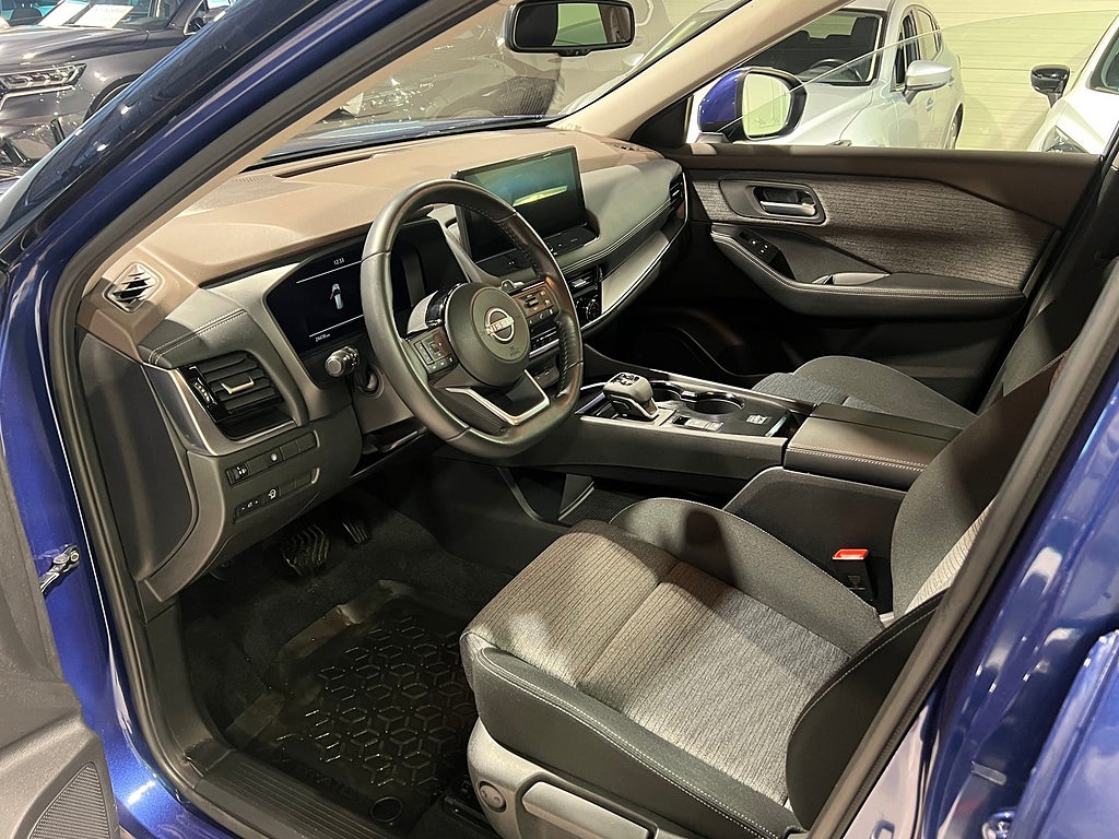 Nissan X-Trail 1.5 MHEV N-Connecta 7 sits Nybilsgaranti Drag M-Värm 2022