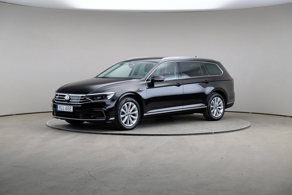 Volkswagen Passat GTE 218hk Executive Drag Värmare