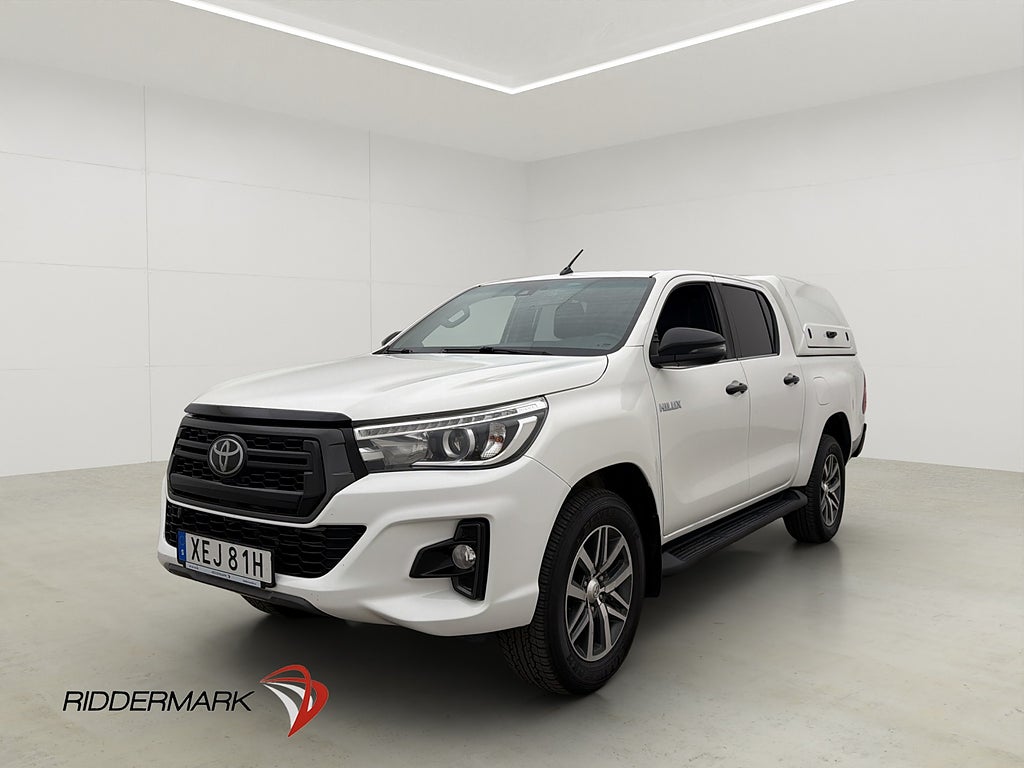 Toyota Hilux Invincible 2.4 AWD M/K-Värmare Drag Skinn Moms