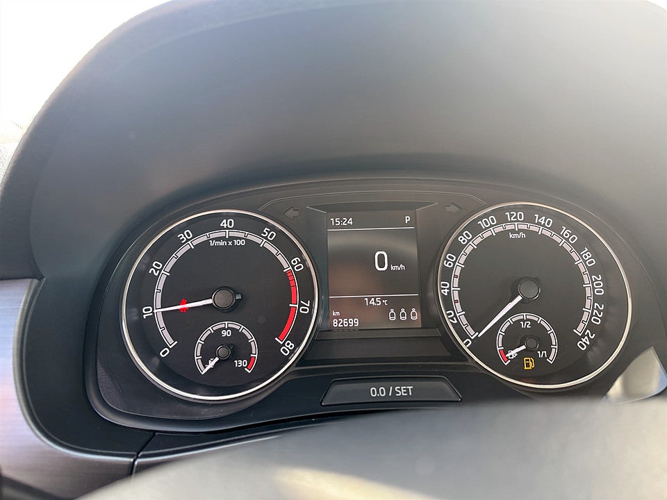 Bild på Skoda Fabia Kombi 1.0 TSI 110hk Aut BACKSENSORER