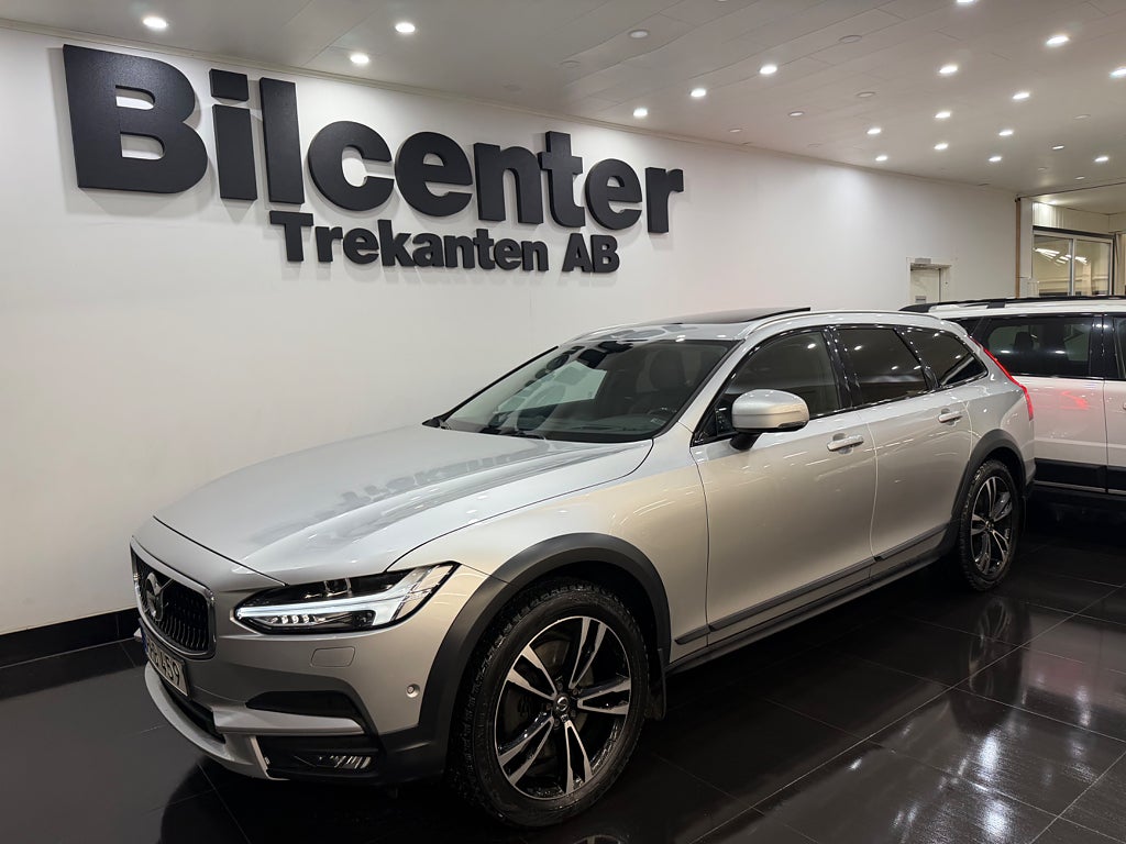 Volvo V90 Cross Country D5 AWD Geartronic Inscription Pro Euro 6 B&W SeSpec